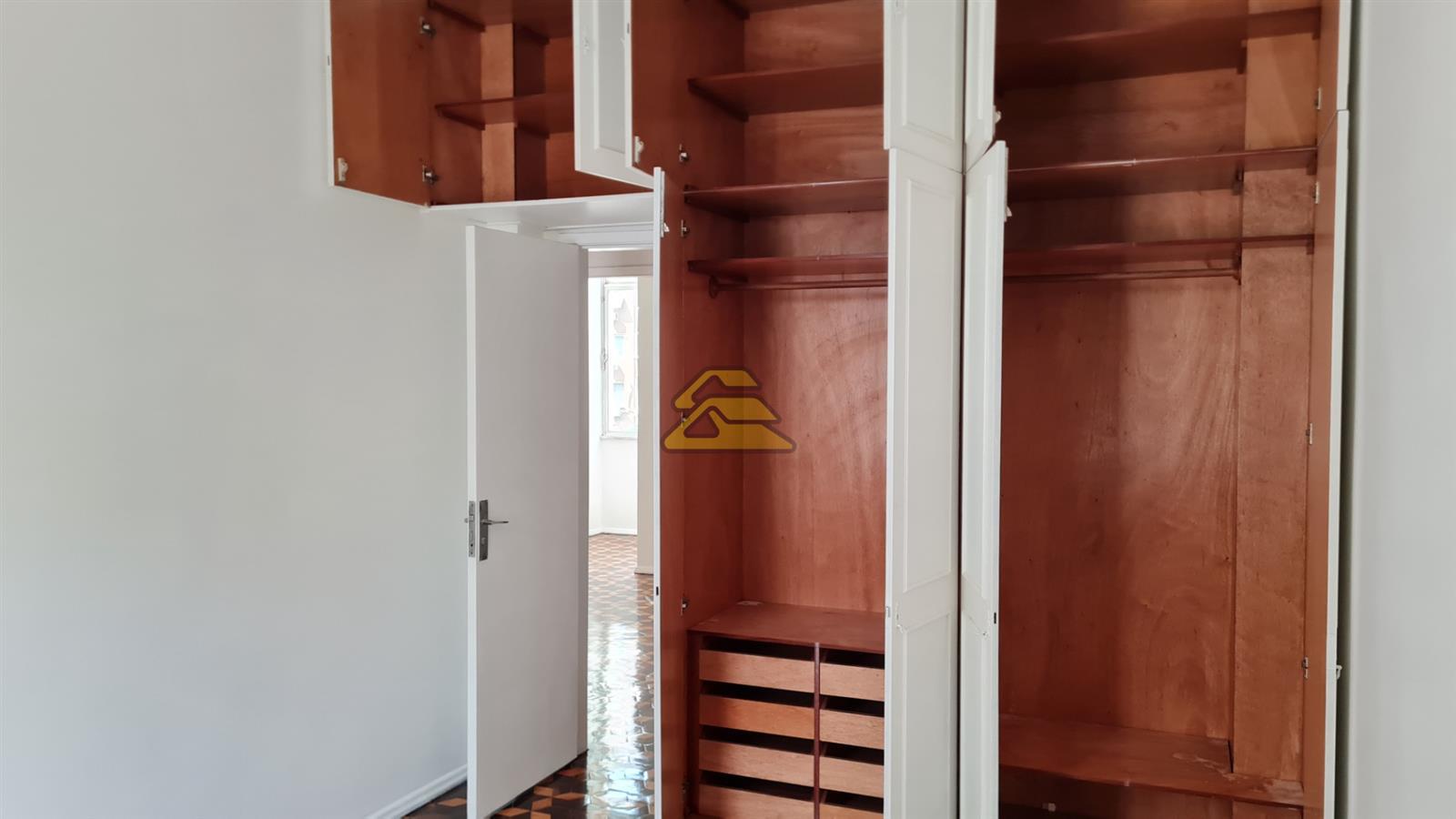 Apartamento à venda com 3 quartos, 118m² - Foto 13