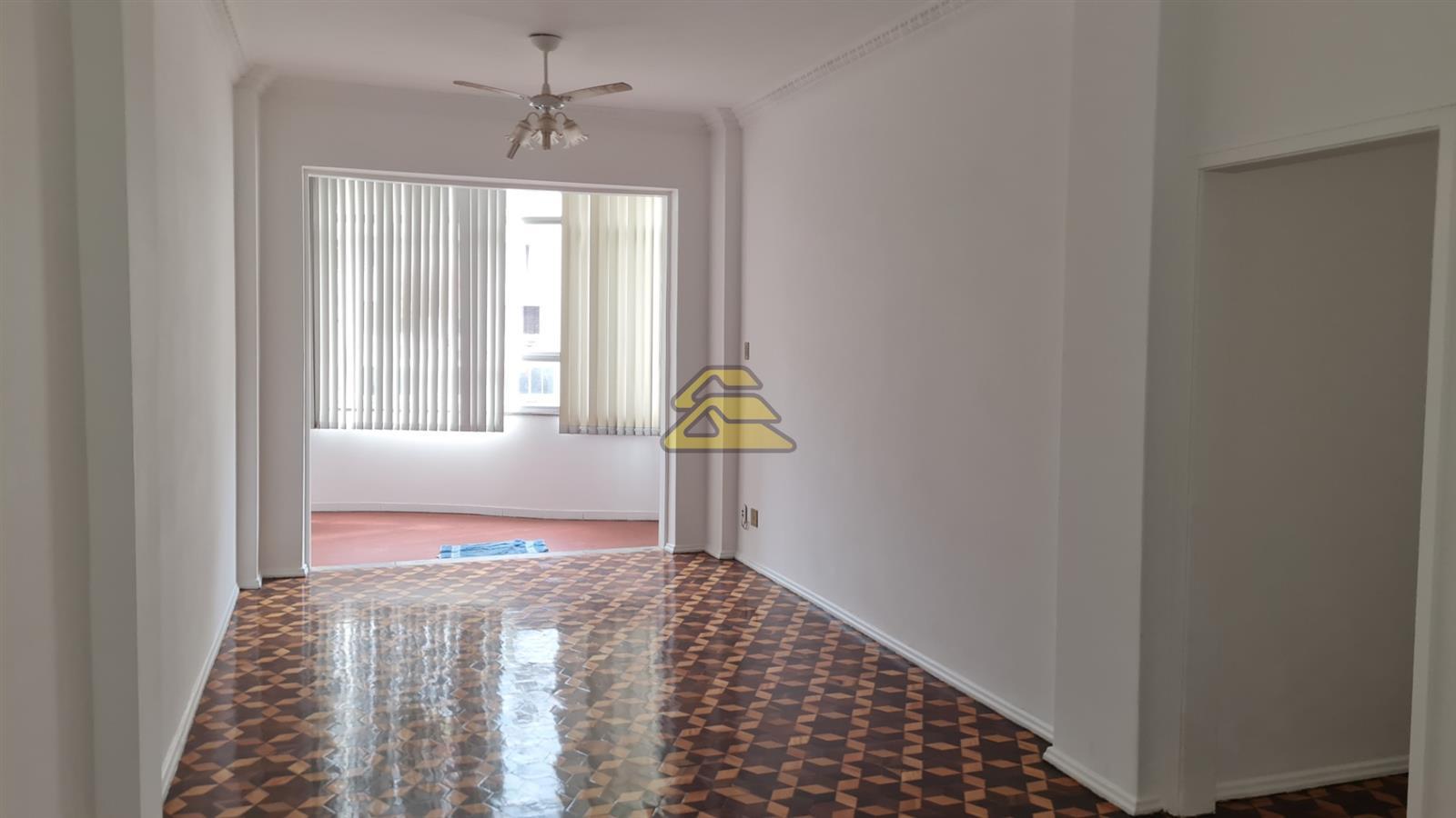 Apartamento à venda com 3 quartos, 118m² - Foto 1