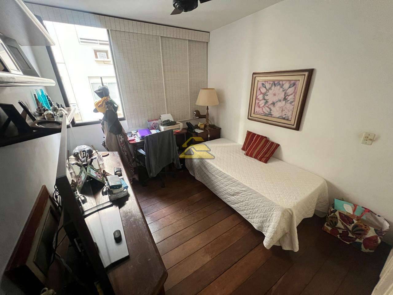 Apartamento à venda com 3 quartos, 150m² - Foto 11