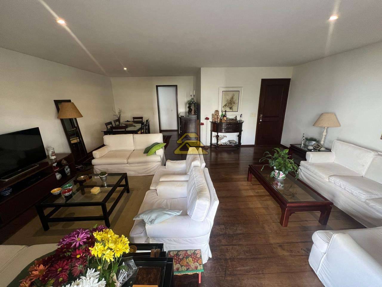 Apartamento à venda com 3 quartos, 150m² - Foto 6