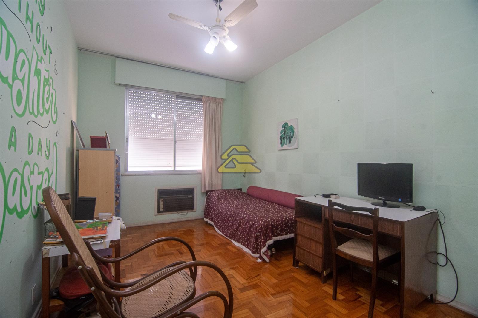 Apartamento para alugar com 4 quartos, 298m² - Foto 15