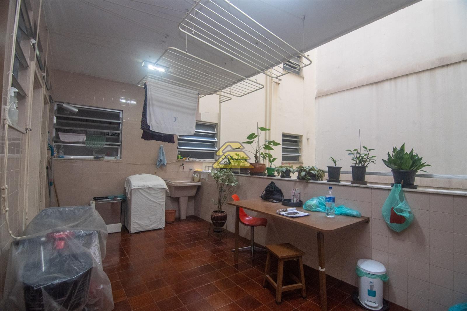 Apartamento para alugar com 4 quartos, 298m² - Foto 20