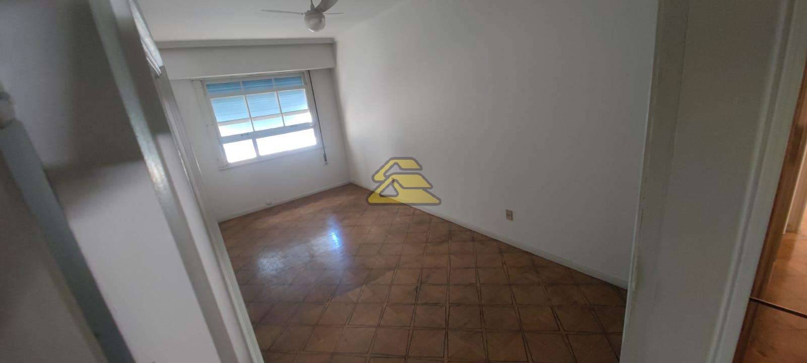 Apartamento à venda com 3 quartos, 138m² - Foto 8