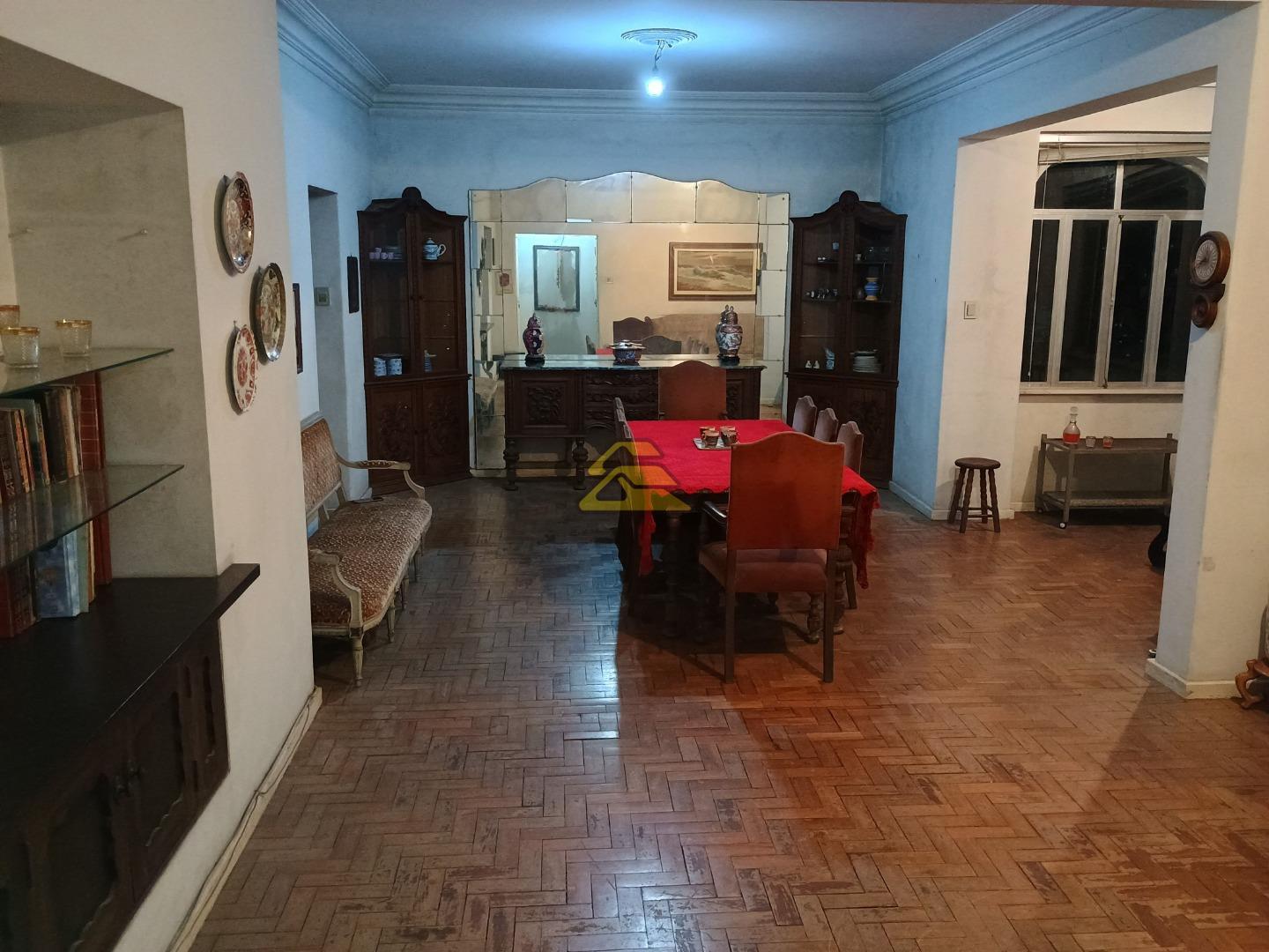 Apartamento à venda com 3 quartos, 130m² - Foto 5