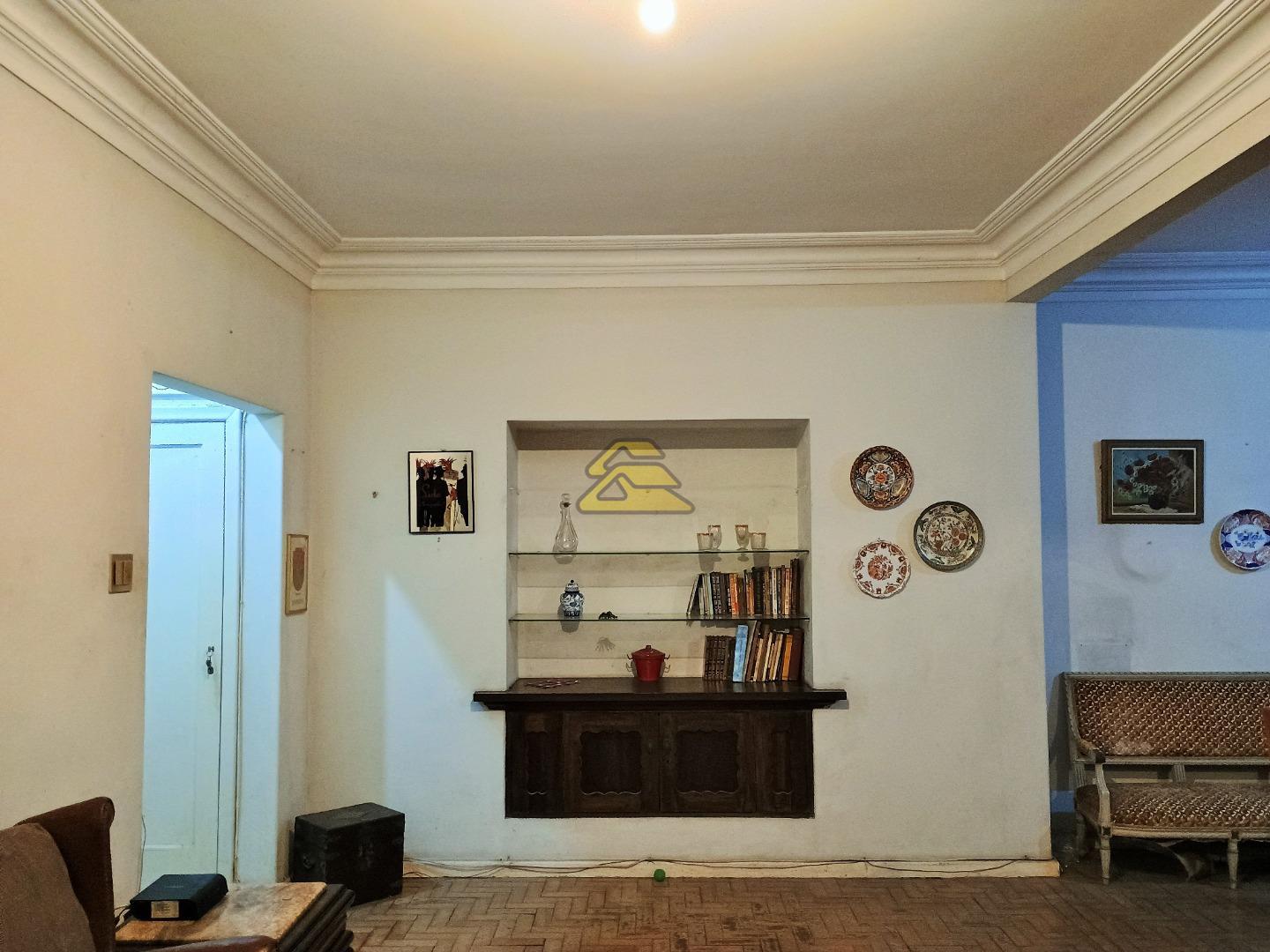 Apartamento à venda com 3 quartos, 130m² - Foto 7