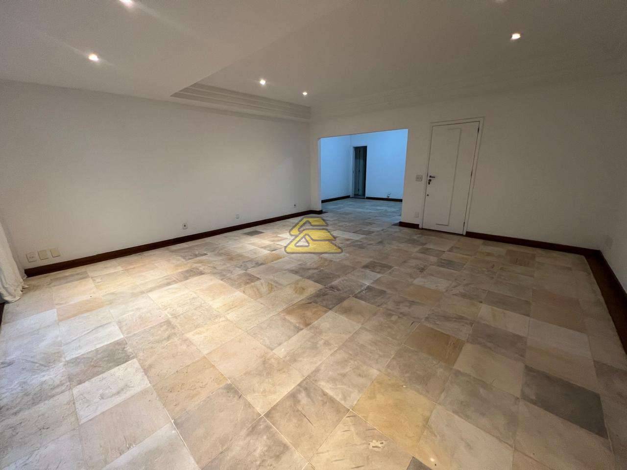 Apartamento à venda com 2 quartos, 130m² - Foto 3