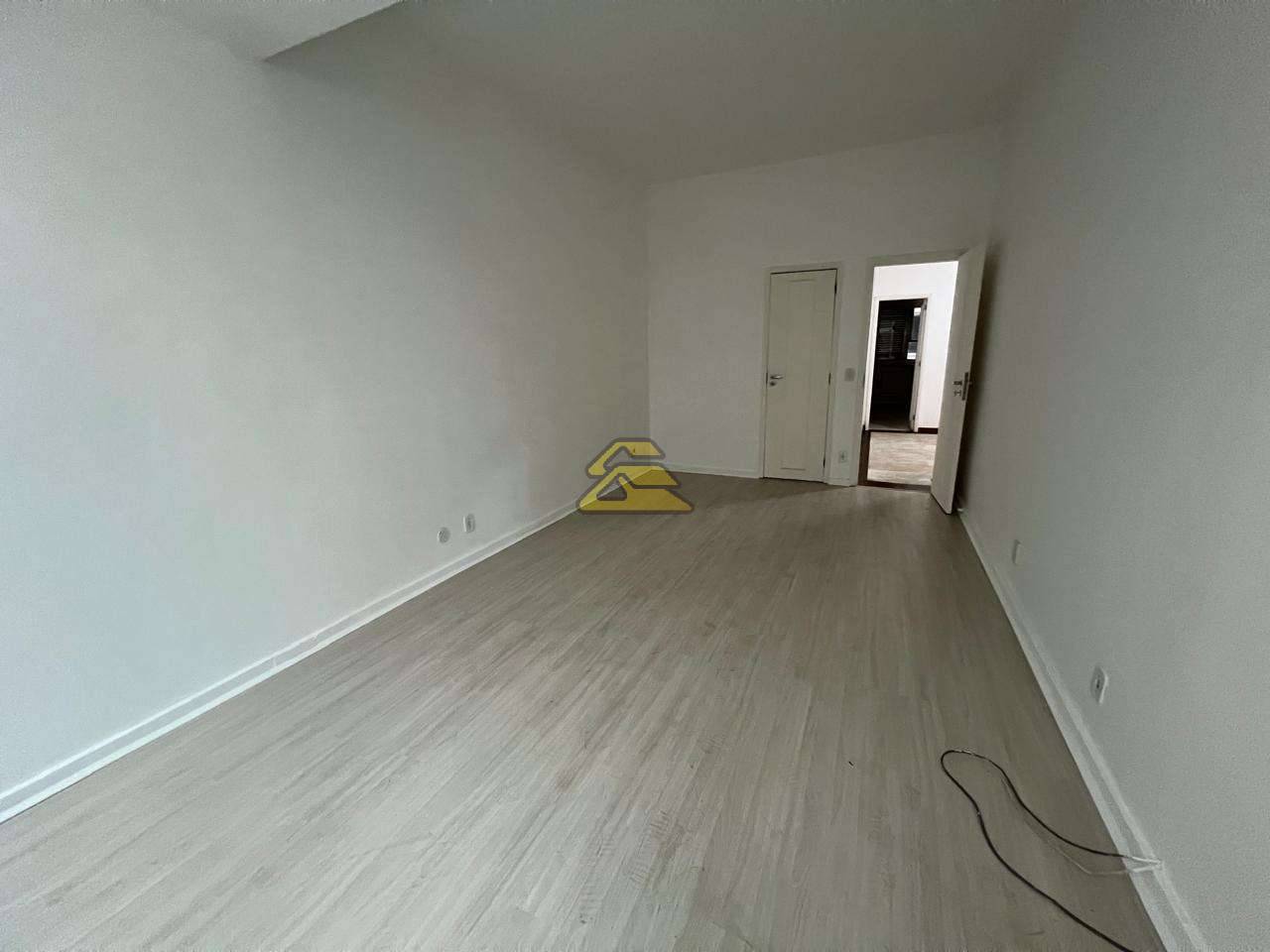 Apartamento à venda com 2 quartos, 130m² - Foto 5