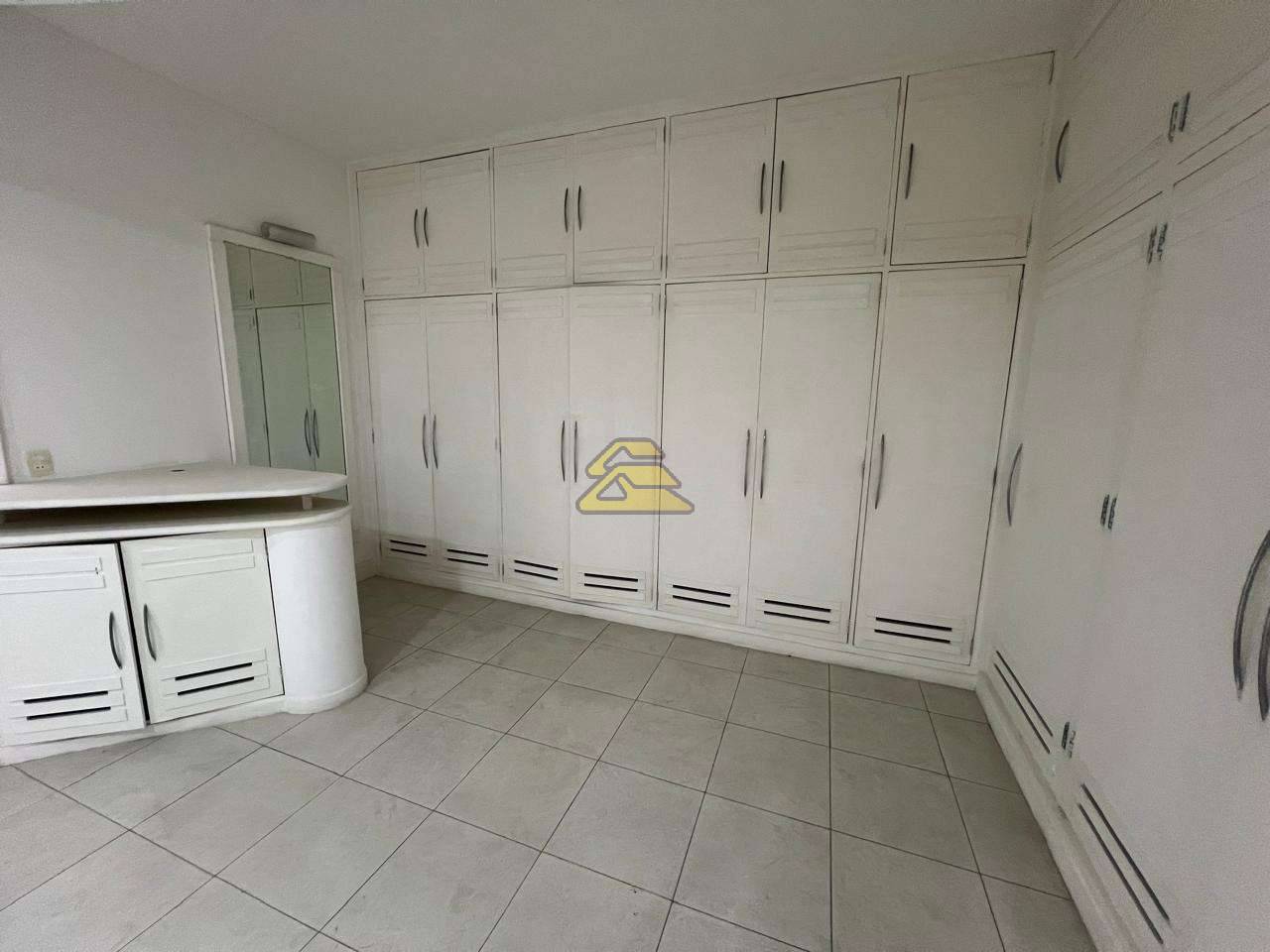 Apartamento à venda com 2 quartos, 130m² - Foto 14