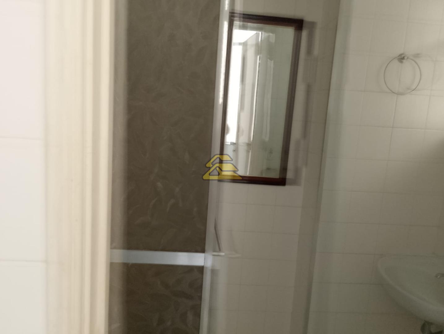 Apartamento à venda com 3 quartos, 230m² - Foto 19