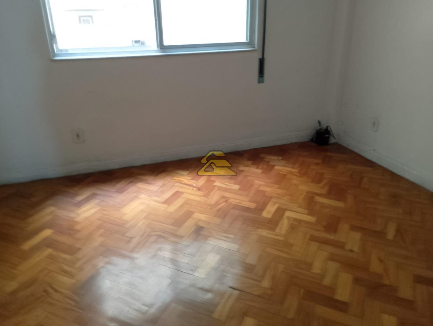 Apartamento à venda com 3 quartos, 230m² - Foto 10