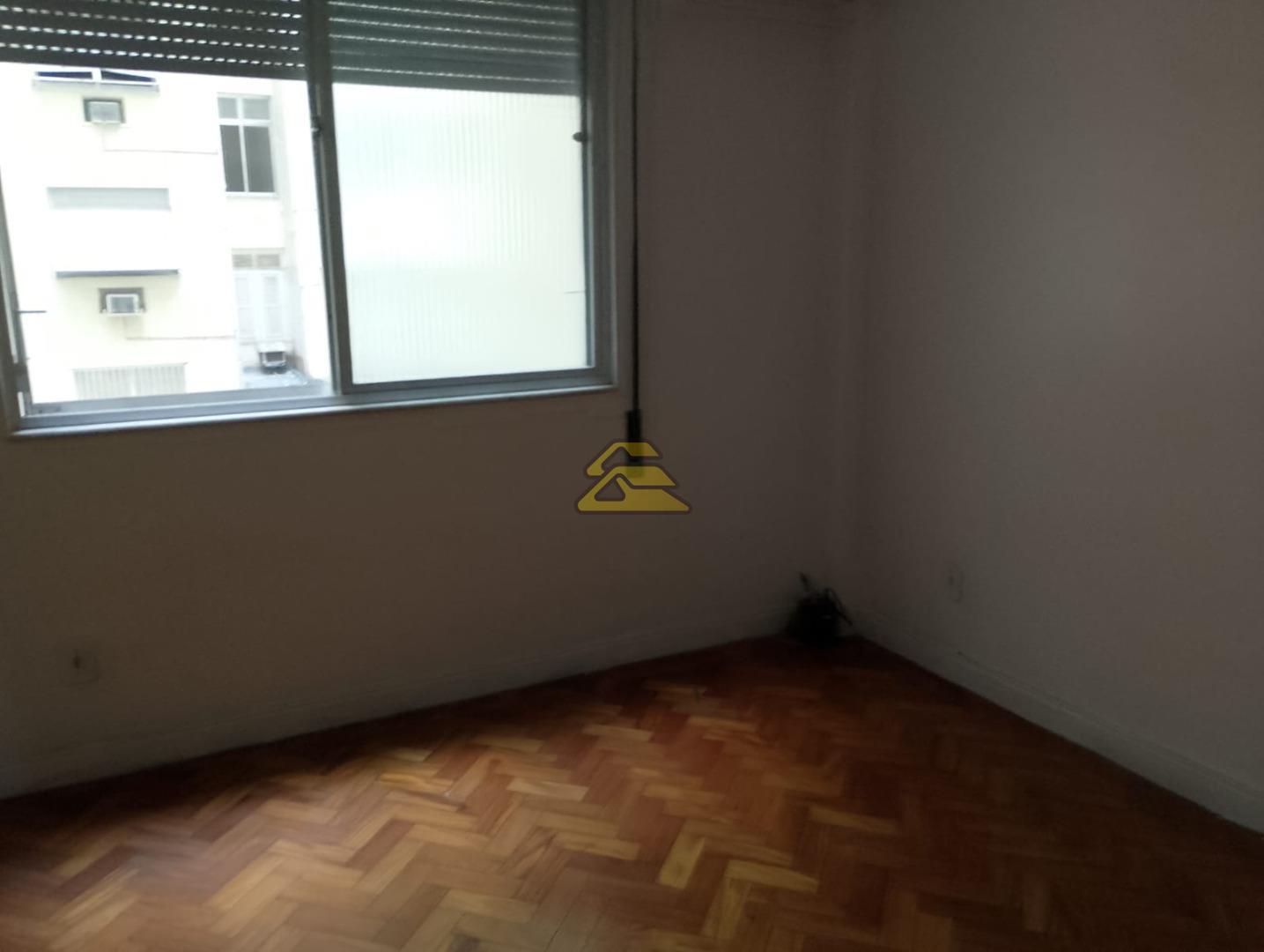 Apartamento à venda com 3 quartos, 230m² - Foto 11