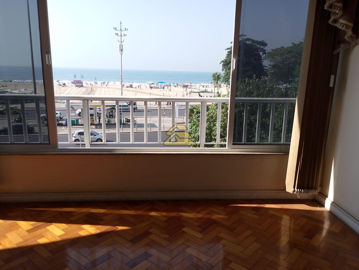 Apartamento à venda com 3 quartos, 230m² - Foto 4