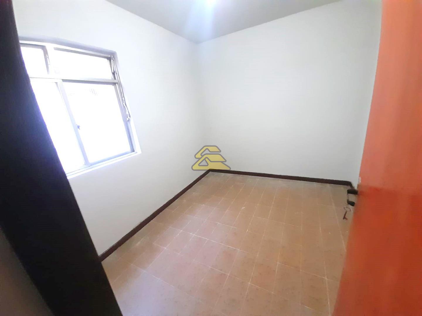 Casa à venda com 2 quartos, 65m² - Foto 6