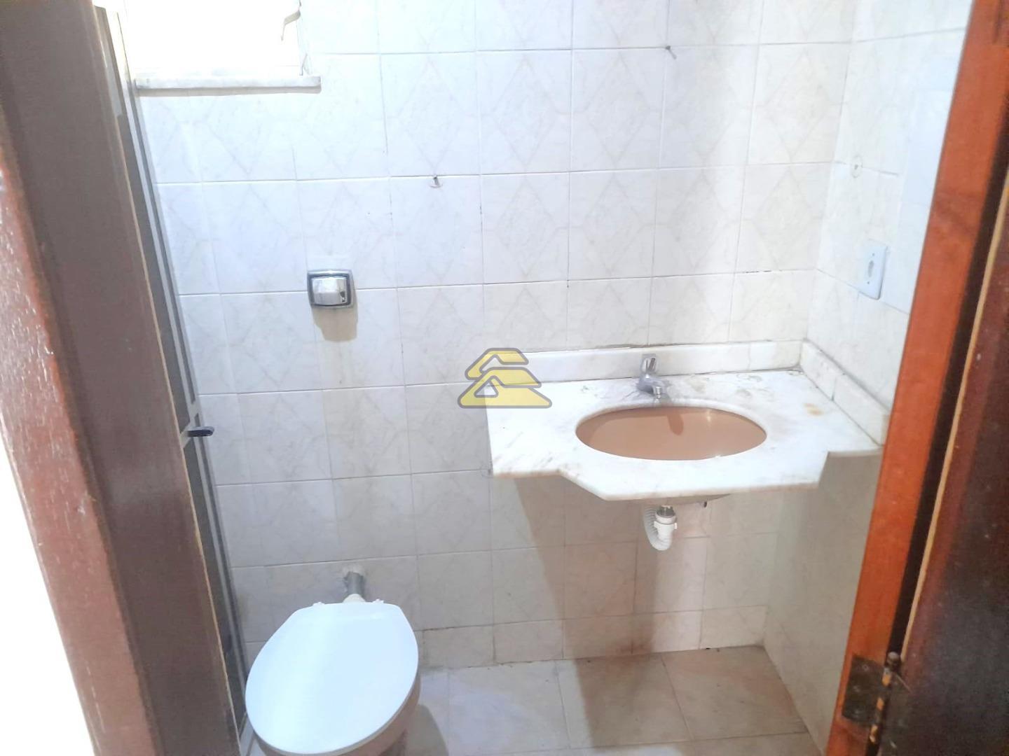 Casa à venda com 2 quartos, 65m² - Foto 17