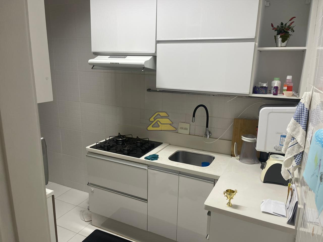 Apartamento à venda com 2 quartos, 82m² - Foto 11