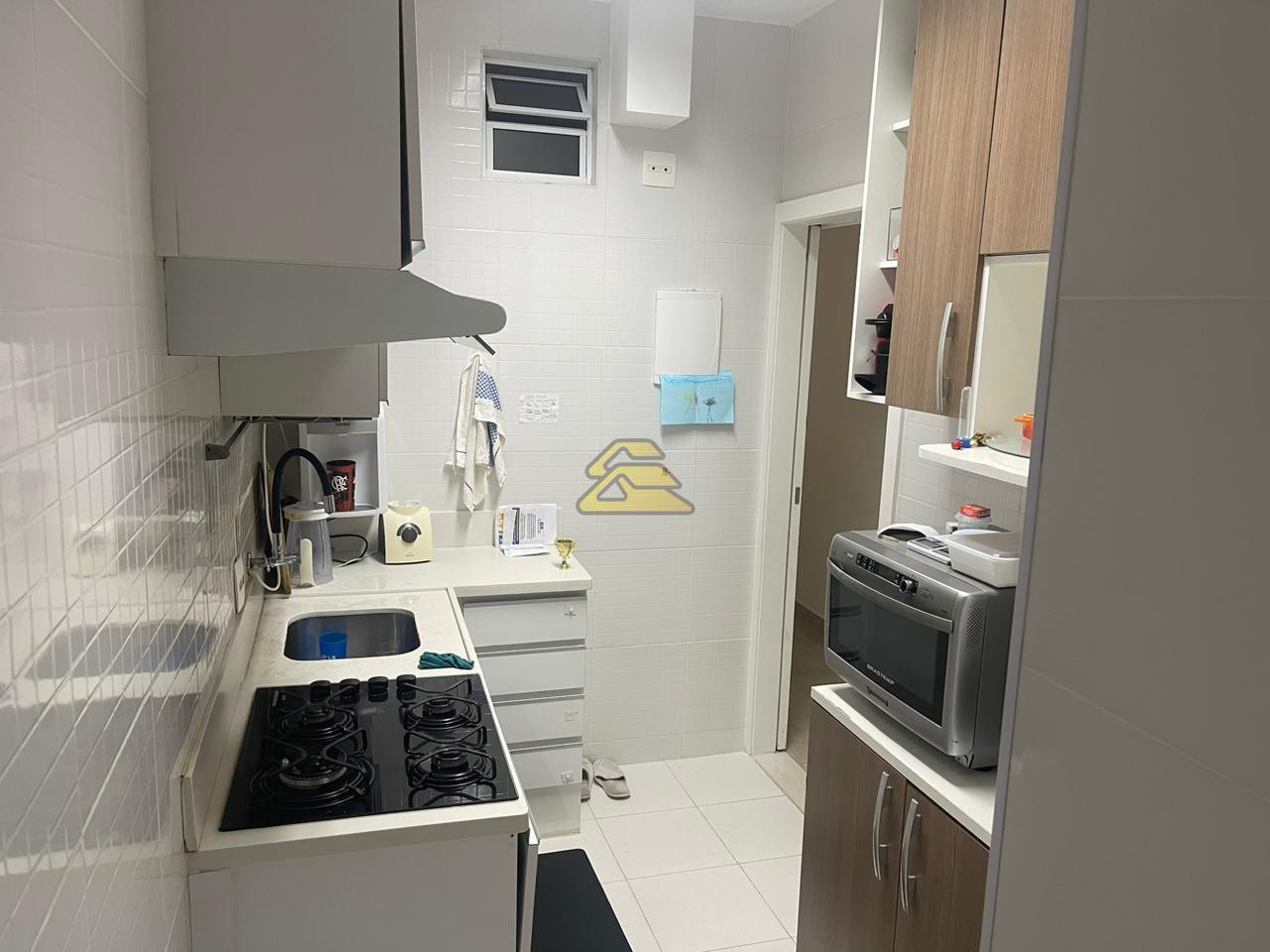 Apartamento à venda com 2 quartos, 82m² - Foto 12