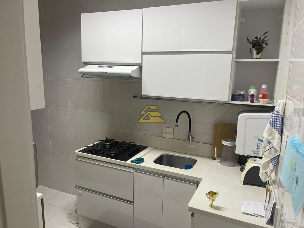 Apartamento à venda com 2 quartos, 82m² - Foto 13