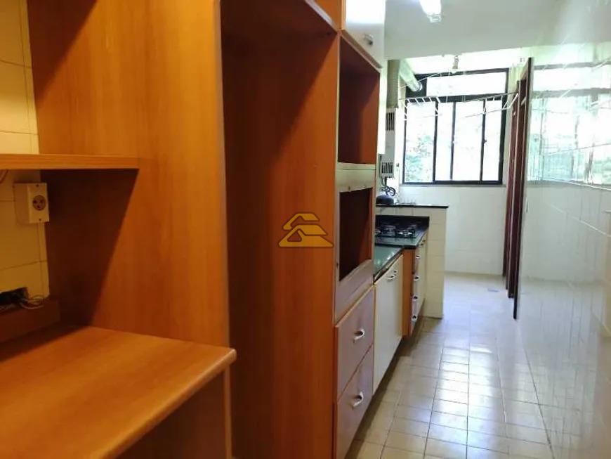 Apartamento à venda com 2 quartos, 76m² - Foto 32