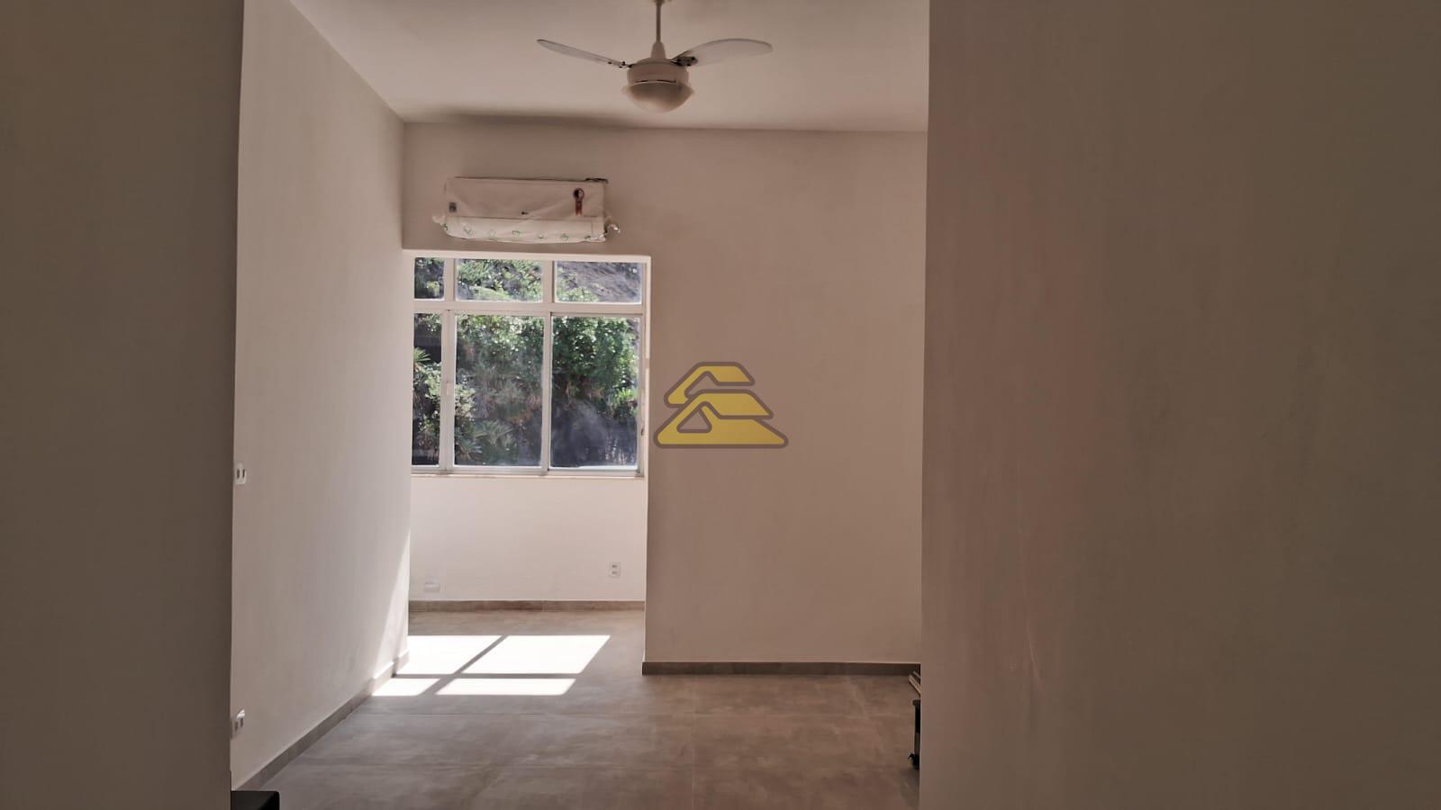 Apartamento para alugar com 1 quarto, 50m² - Foto 1