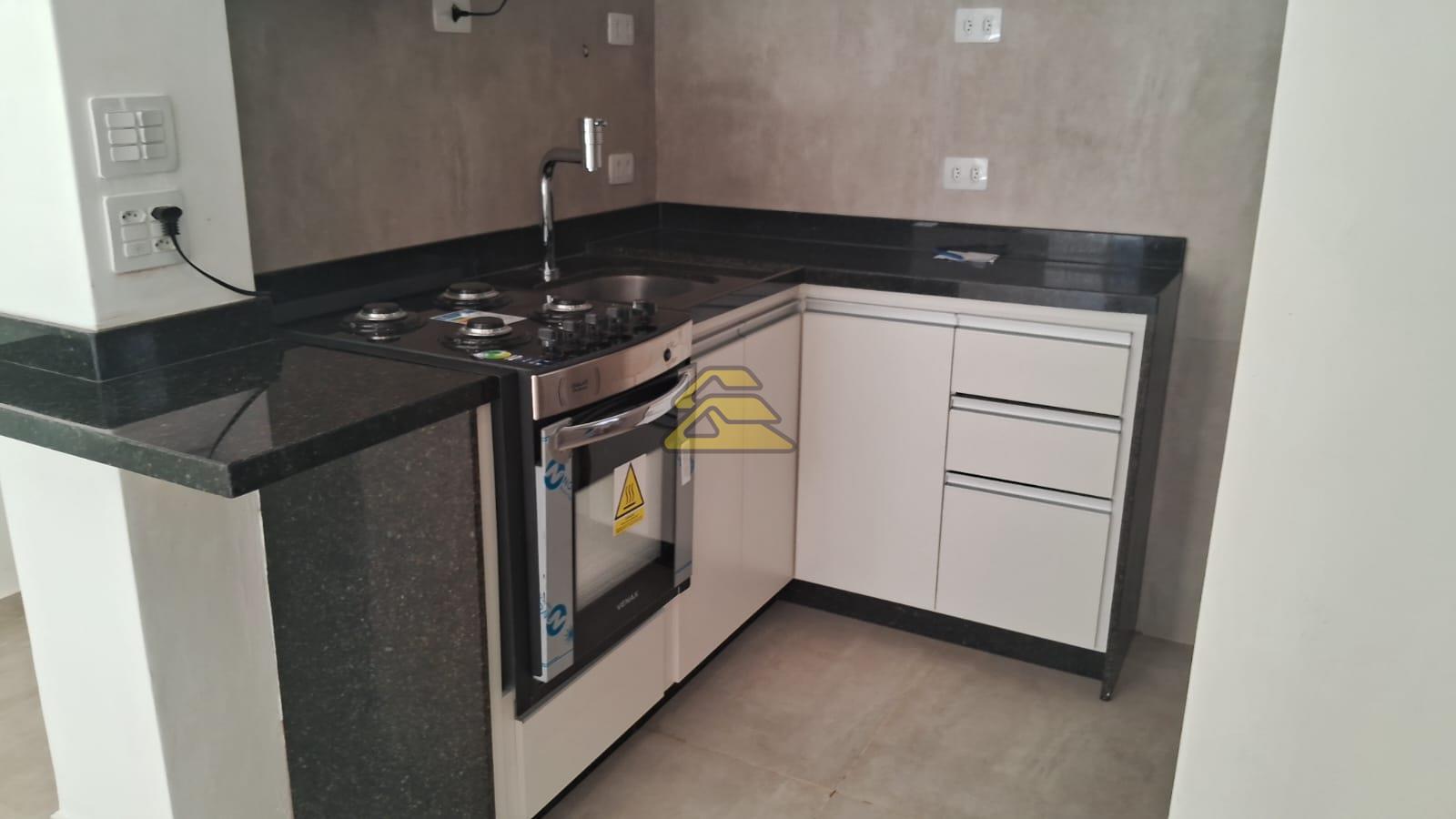 Apartamento para alugar com 1 quarto, 50m² - Foto 15