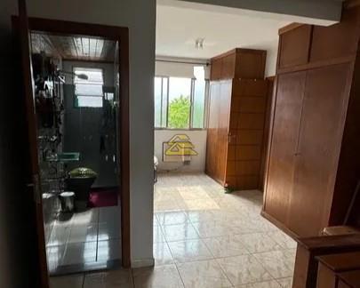 Casa à venda com 4 quartos, 131m² - Foto 7