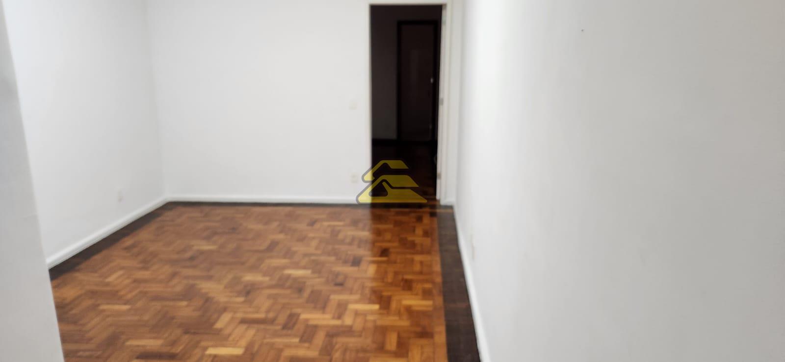 Apartamento à venda com 1 quarto, 42m² - Foto 20