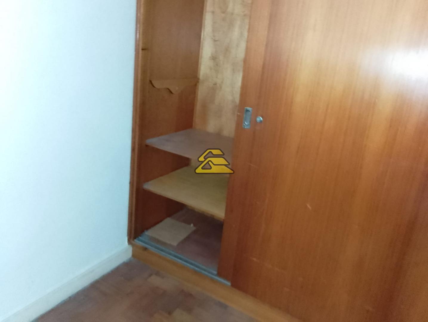 Apartamento à venda com 3 quartos, 230m² - Foto 19