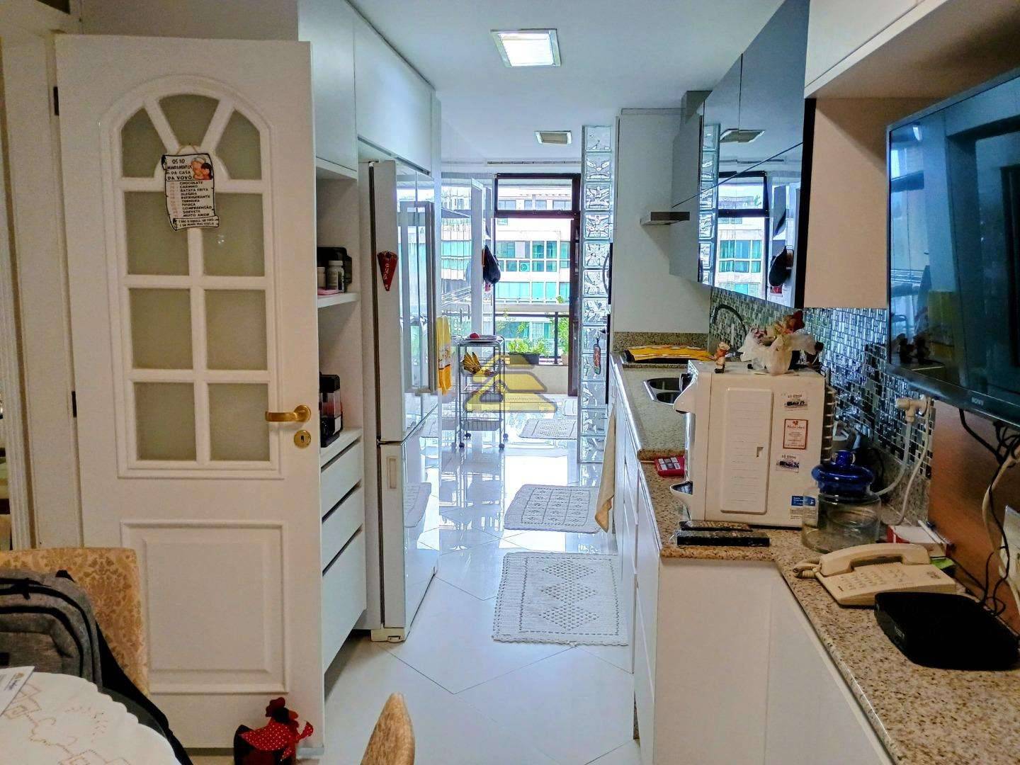 Cobertura à venda com 4 quartos, 417m² - Foto 18