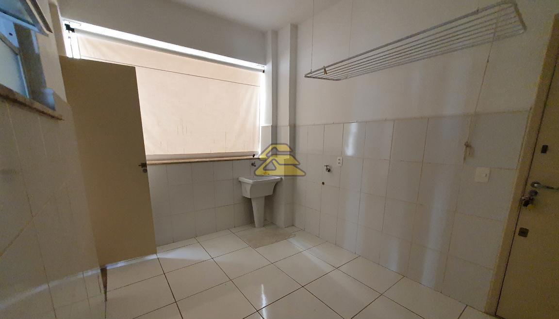 Apartamento à venda com 3 quartos, 150m² - Foto 18