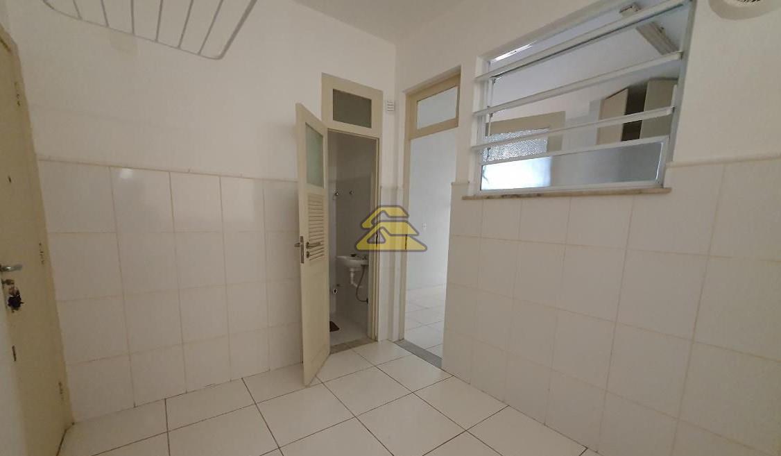 Apartamento à venda com 3 quartos, 150m² - Foto 19