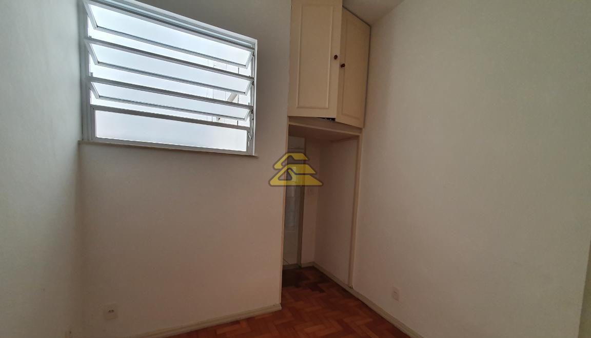 Apartamento à venda com 3 quartos, 150m² - Foto 20