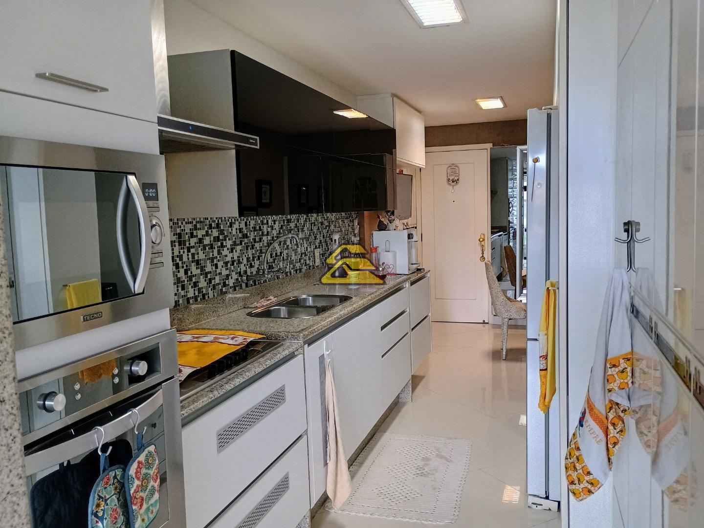 Cobertura à venda com 4 quartos, 417m² - Foto 33