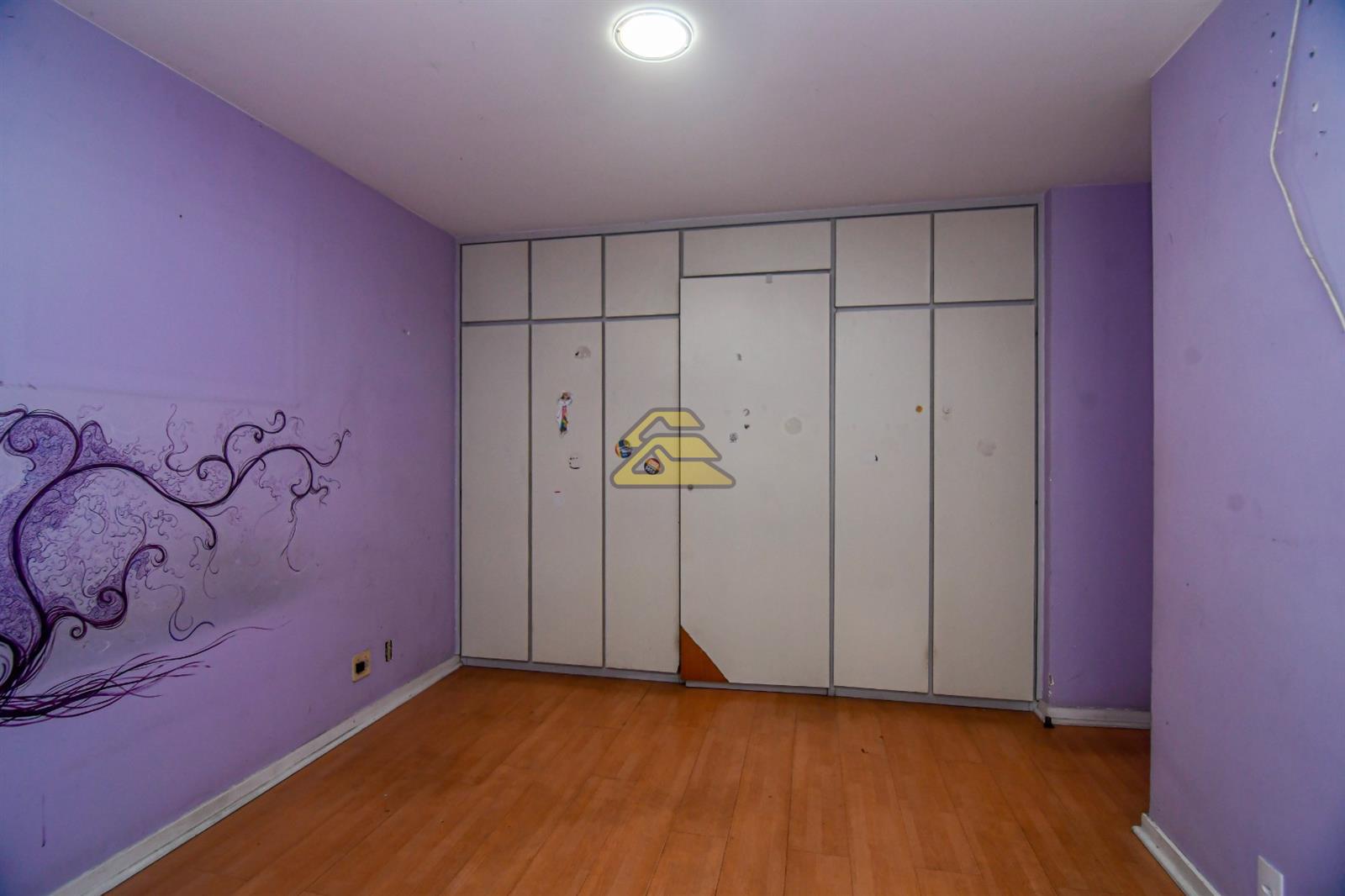 Apartamento à venda com 4 quartos, 226m² - Foto 20