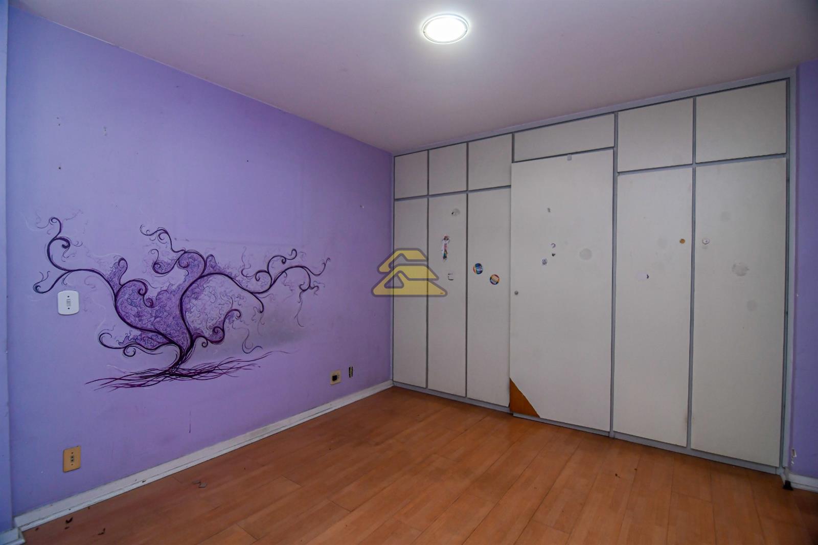 Apartamento à venda com 4 quartos, 226m² - Foto 21