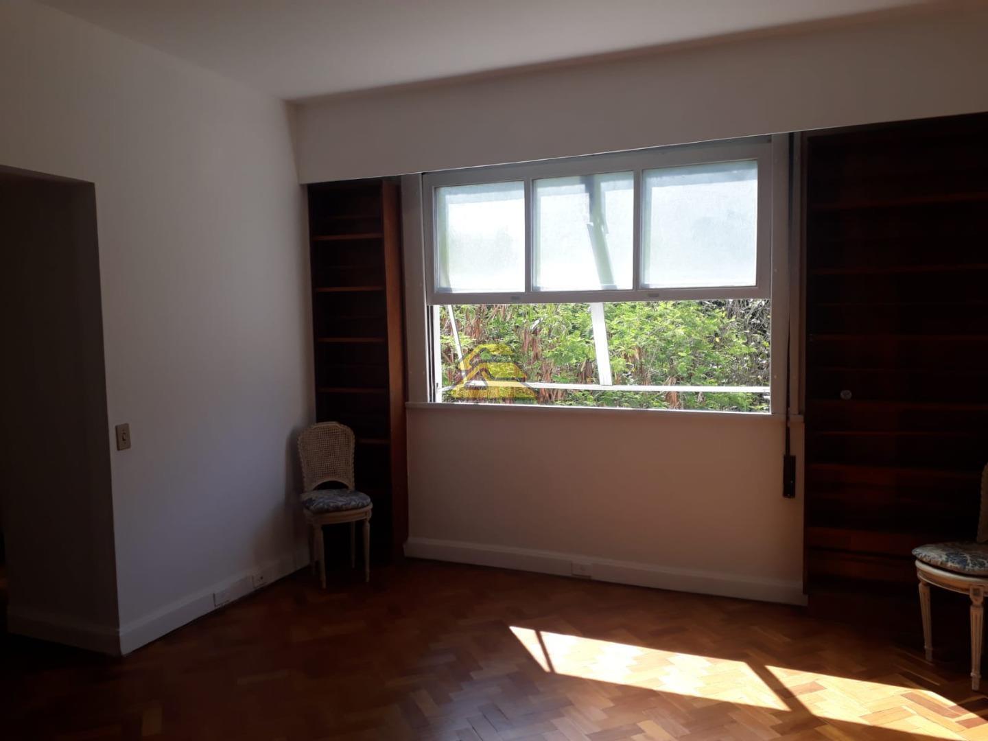 Apartamento à venda com 3 quartos, 330m² - Foto 10