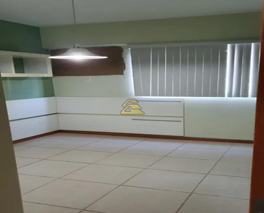 Apartamento à venda com 2 quartos, 76m² - Foto 4