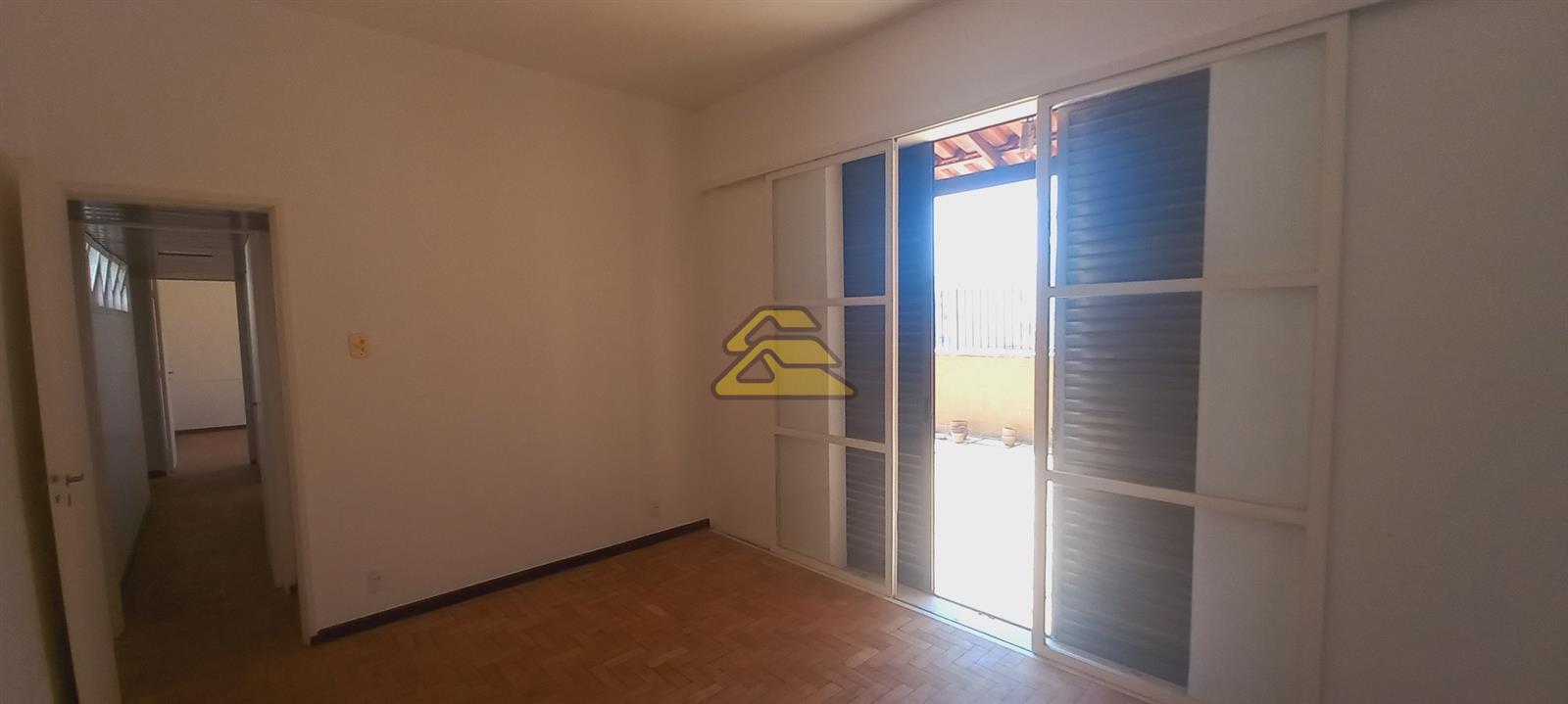 Cobertura à venda com 3 quartos, 300m² - Foto 13