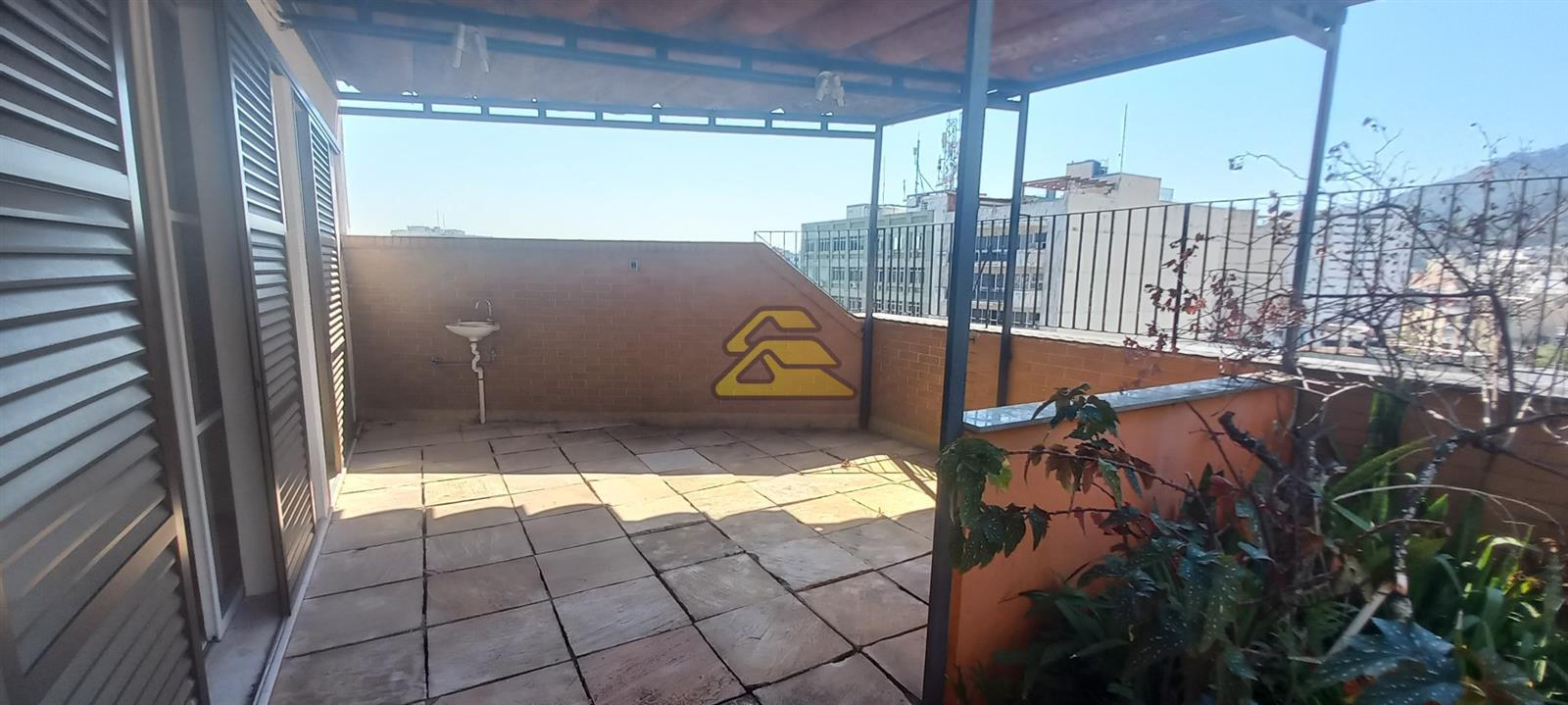 Cobertura à venda com 3 quartos, 300m² - Foto 26