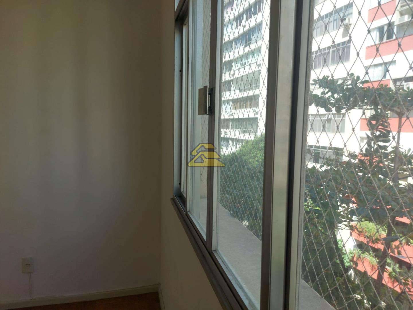 Apartamento à venda com 3 quartos, 113m² - Foto 9