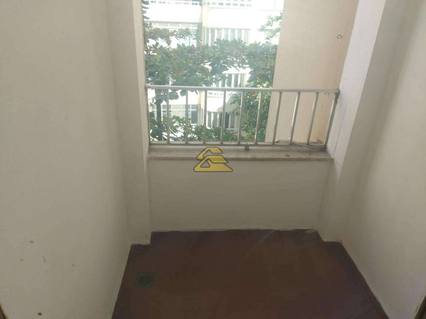 Apartamento à venda com 3 quartos, 113m² - Foto 8