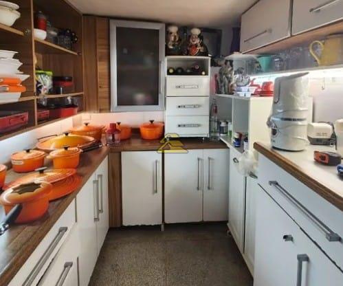 Apartamento à venda com 4 quartos, 188m² - Foto 25