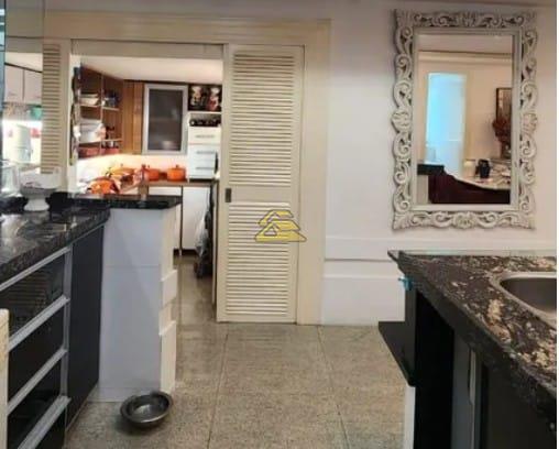 Apartamento à venda com 4 quartos, 188m² - Foto 27