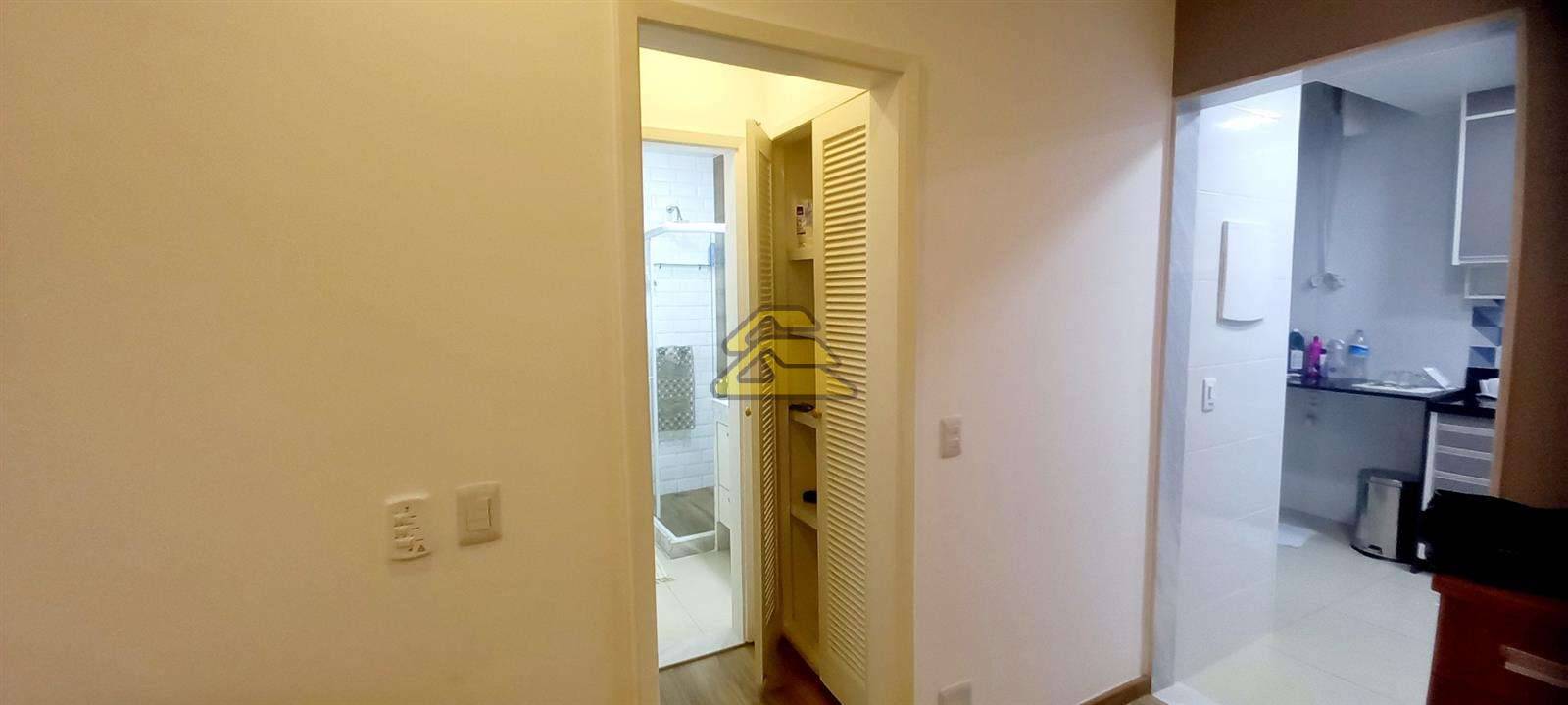 Apartamento à venda com 1 quarto, 46m² - Foto 13