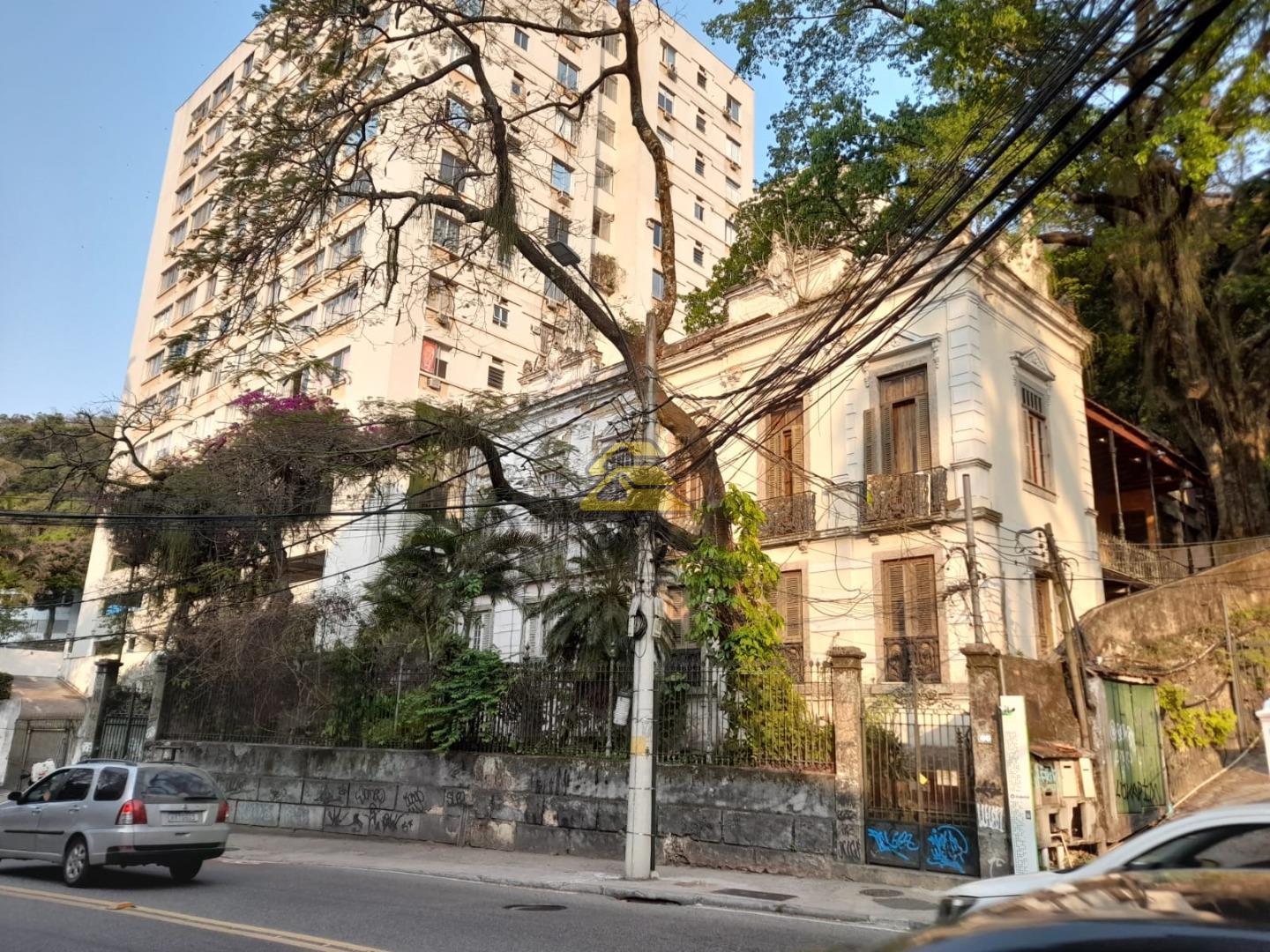 Casa à venda com 8 quartos, 473m² - Foto 12