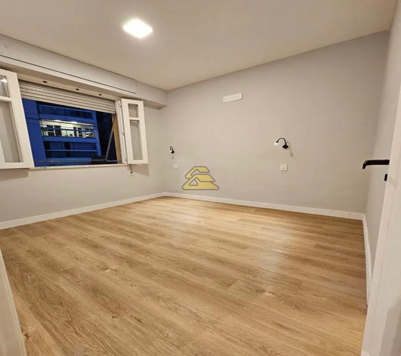 Apartamento à venda com 3 quartos, 75m² - Foto 7