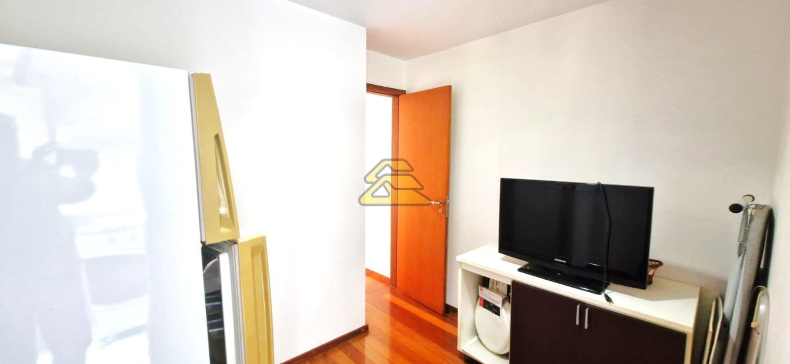 Apartamento à venda com 2 quartos, 91m² - Foto 28