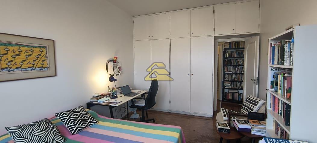 Apartamento à venda com 3 quartos, 133m² - Foto 27