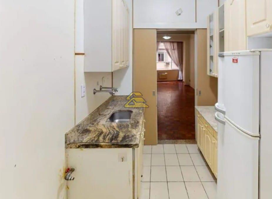 Apartamento à venda com 3 quartos, 90m² - Foto 18