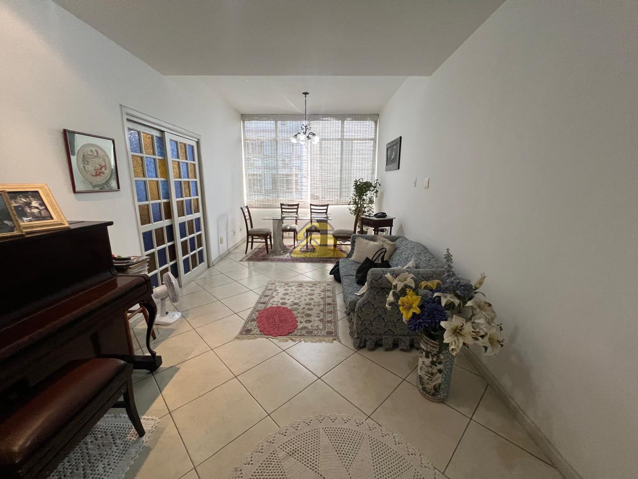 Apartamento à venda com 3 quartos, 100m² - Foto 1