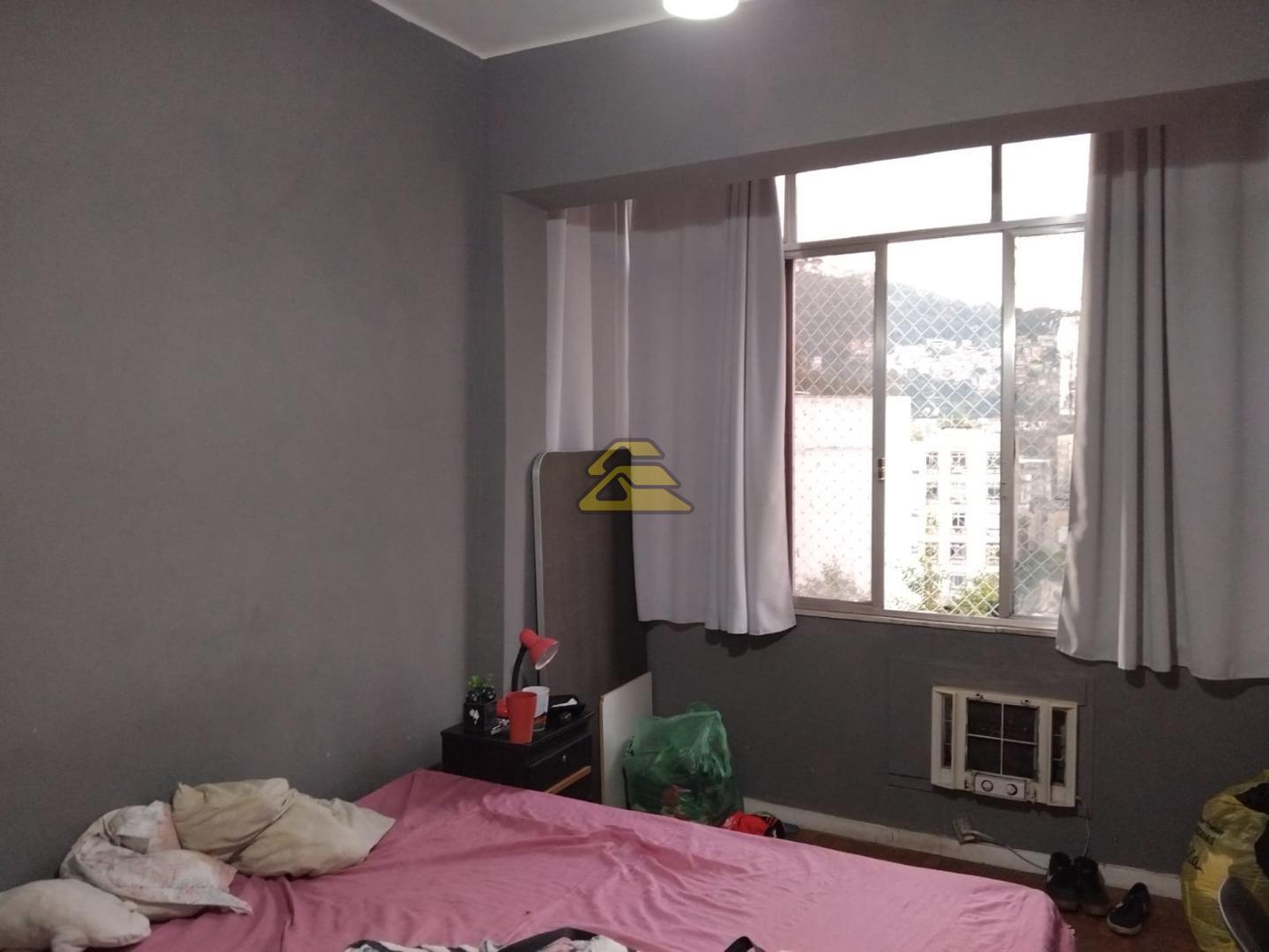 Apartamento à venda com 3 quartos, 140m² - Foto 9